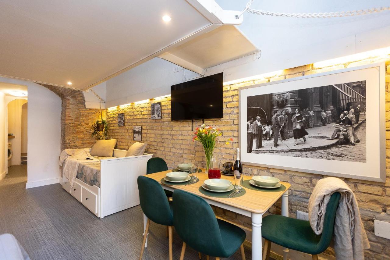 Casa Vinia Apartment โรม ภายนอก รูปภาพ